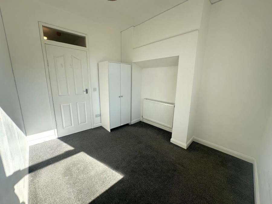 Images for Oakworth, Keighley, West Yorkshire EAID:3030449609 BID:4216801