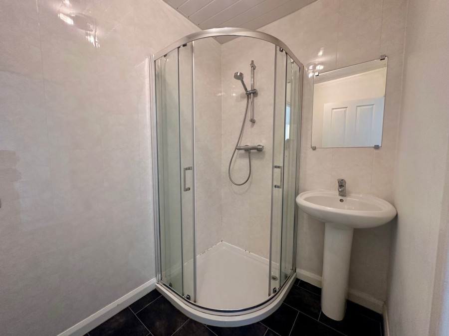 Images for Oakworth, Keighley, West Yorkshire EAID:3030449609 BID:4216801