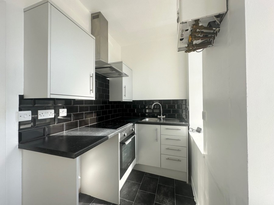 Images for Oakworth, Keighley, West Yorkshire EAID:3030449609 BID:4216801