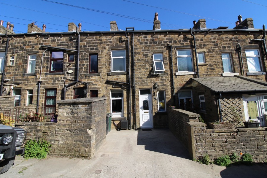 Images for Oakworth, Keighley, West Yorkshire EAID:3030449609 BID:4216801