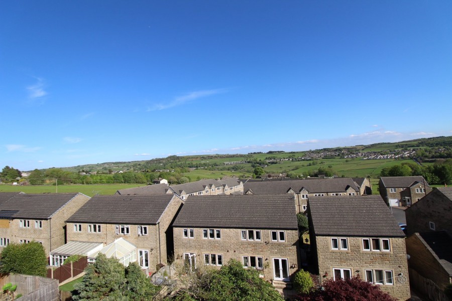 Images for Oakworth, Keighley, West Yorkshire EAID:3030449609 BID:4216801