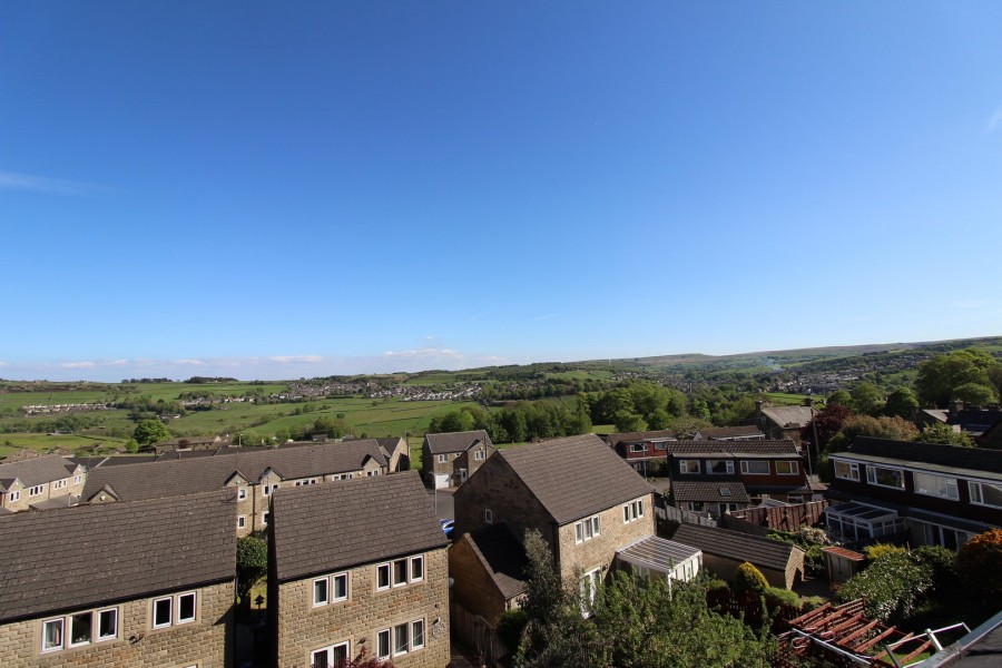 Images for Oakworth, Keighley, West Yorkshire EAID:3030449609 BID:4216801