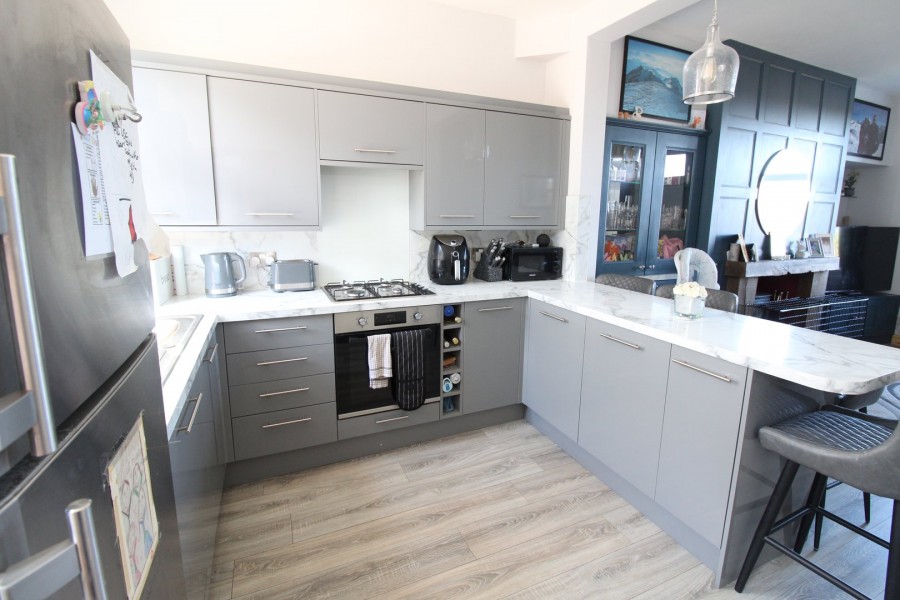 Images for Oakworth, Keighley, West Yorkshire EAID:3030449609 BID:4216801