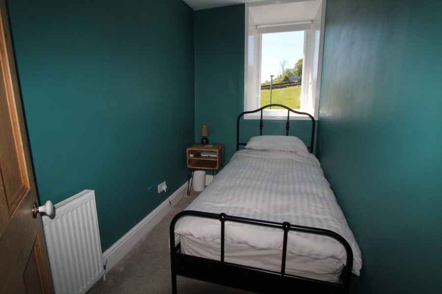 Images for Oakworth, Keighley, West Yorkshire EAID:3030449609 BID:4216801
