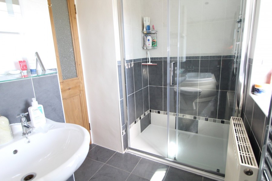 Images for Oakworth, Keighley, West Yorkshire EAID:3030449609 BID:4216801