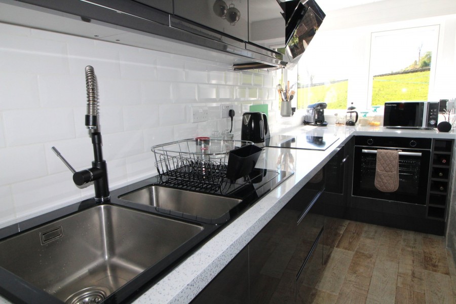 Images for Oakworth, Keighley, West Yorkshire EAID:3030449609 BID:4216801
