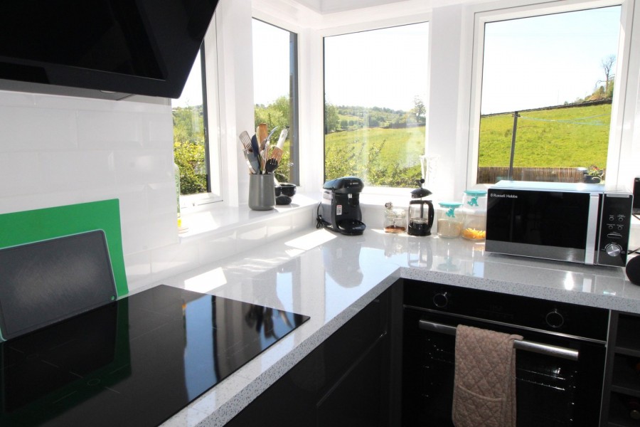 Images for Oakworth, Keighley, West Yorkshire EAID:3030449609 BID:4216801