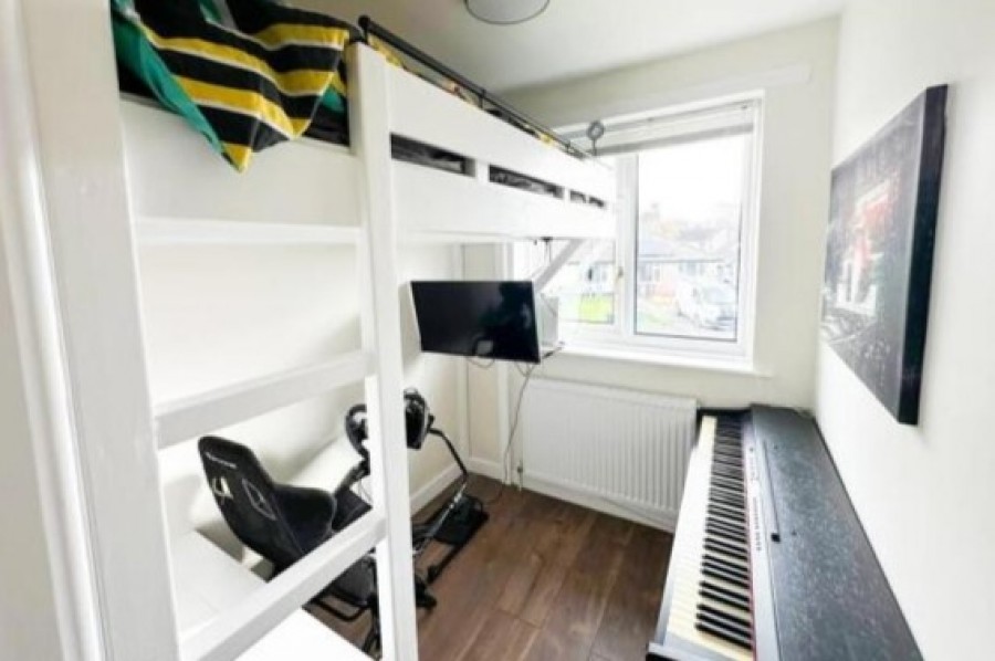 Images for Silsden, Keighley, West Yorkshire EAID:3030449609 BID:4216801