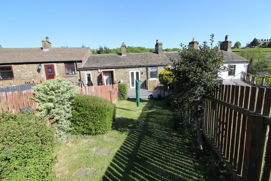 Images for Oakworth, Keighley, West Yorkshire EAID:3030449609 BID:4216801