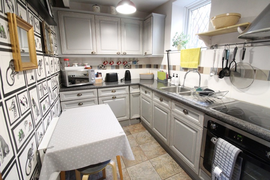 Images for Oakworth, Keighley, West Yorkshire EAID:3030449609 BID:4216801