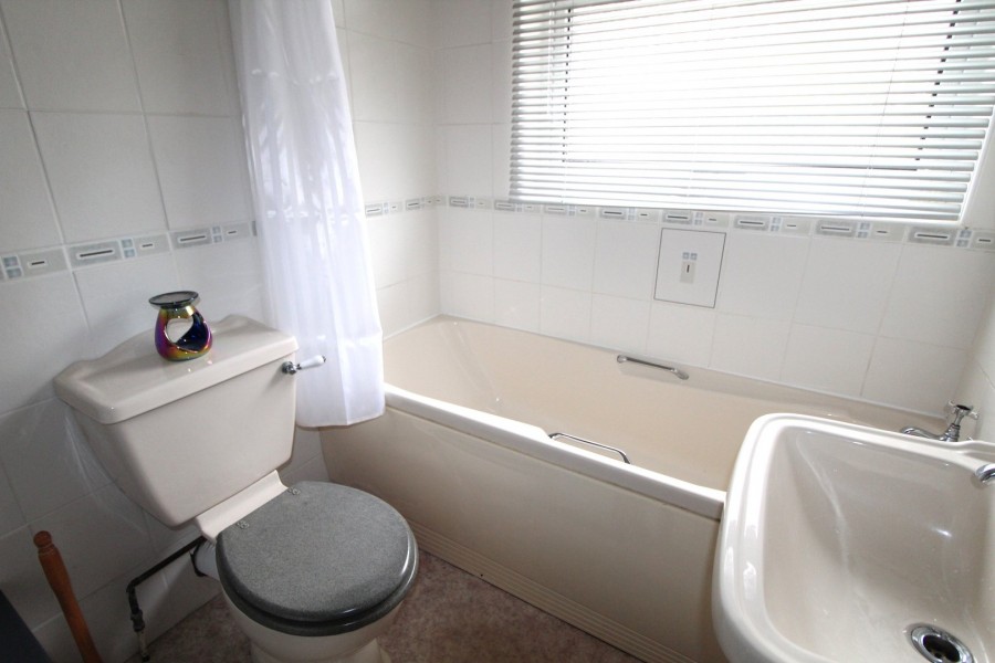 Images for Riddlesden, Keighley, West Yorkshire EAID:3030449609 BID:4216801