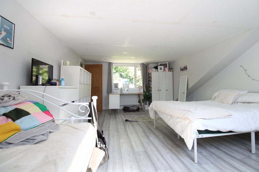 Images for Harden, Bingley, West Yorkshire EAID:3030449609 BID:4216801