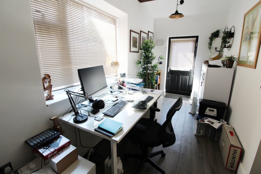 Images for Harden, Bingley, West Yorkshire EAID:3030449609 BID:4216801