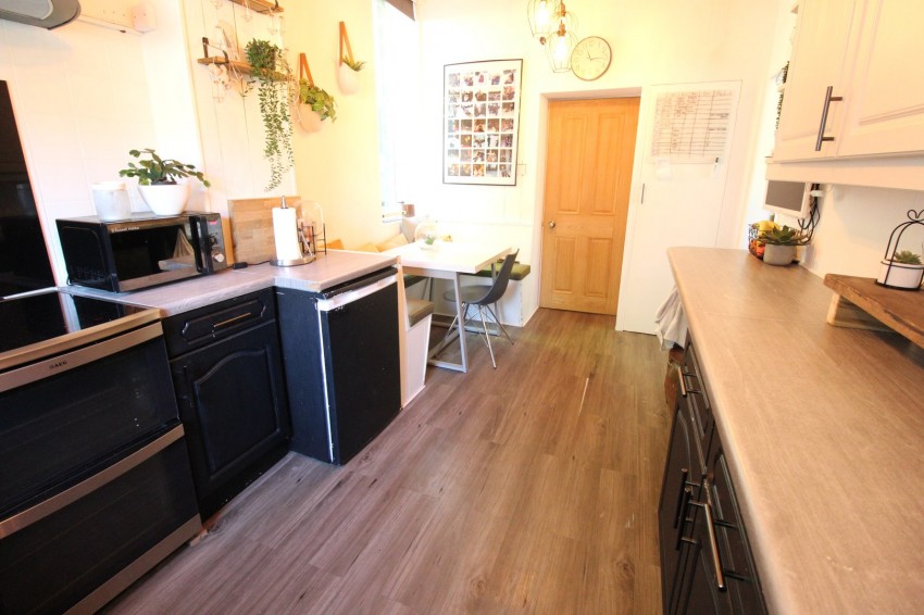 Images for Harden, Bingley, West Yorkshire EAID:3030449609 BID:4216801