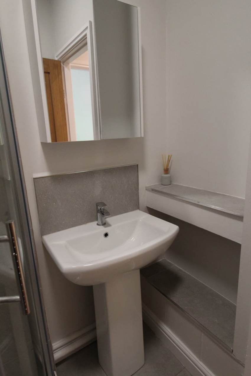 Images for Harden, Bingley, West Yorkshire EAID:3030449609 BID:4216801