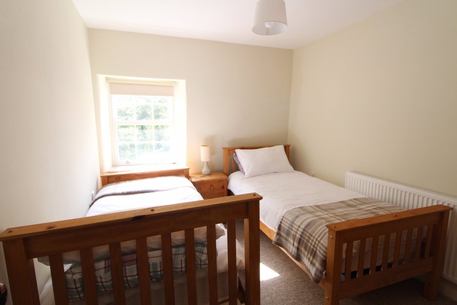 Images for Oakworth, Keighley, West Yorkshire EAID:3030449609 BID:4216801