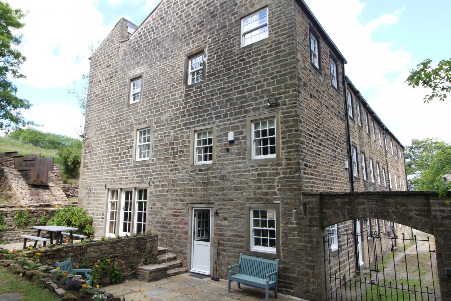 Images for Oakworth, Keighley, West Yorkshire EAID:3030449609 BID:4216801