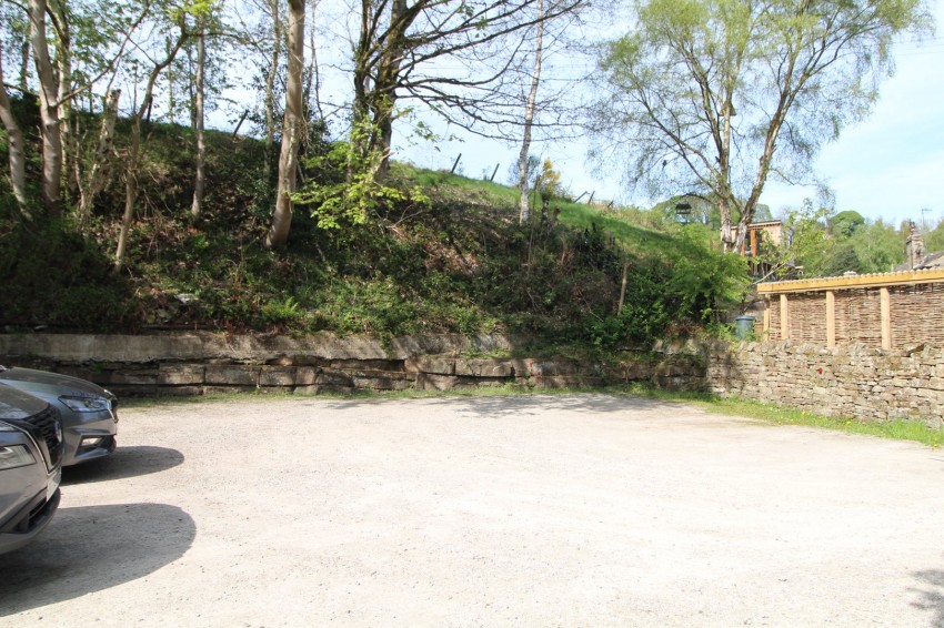 Images for Oakworth, Keighley, West Yorkshire EAID:3030449609 BID:4216801