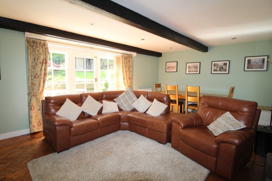 Images for Oakworth, Keighley, West Yorkshire EAID:3030449609 BID:4216801