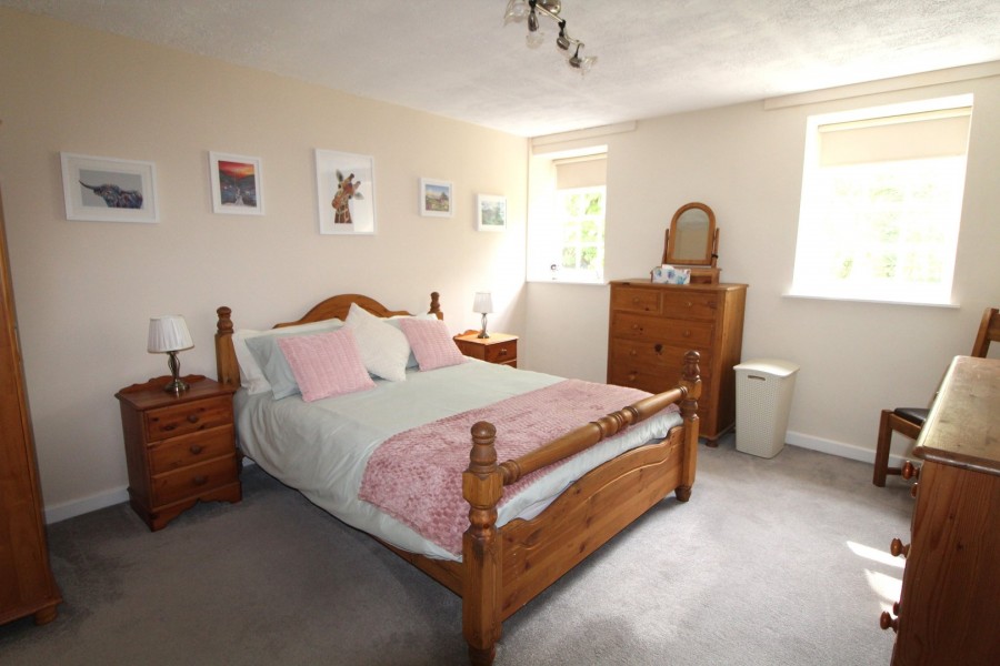 Images for Oakworth, Keighley, West Yorkshire EAID:3030449609 BID:4216801