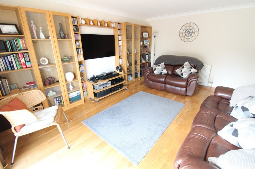 Images for Random Close, Keighley, West Yorkshire EAID:3030449609 BID:4216801