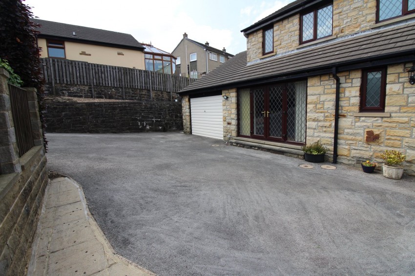Images for Random Close, Keighley, West Yorkshire EAID:3030449609 BID:4216801