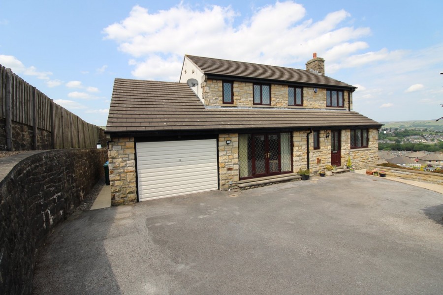 Images for Random Close, Keighley, West Yorkshire EAID:3030449609 BID:4216801