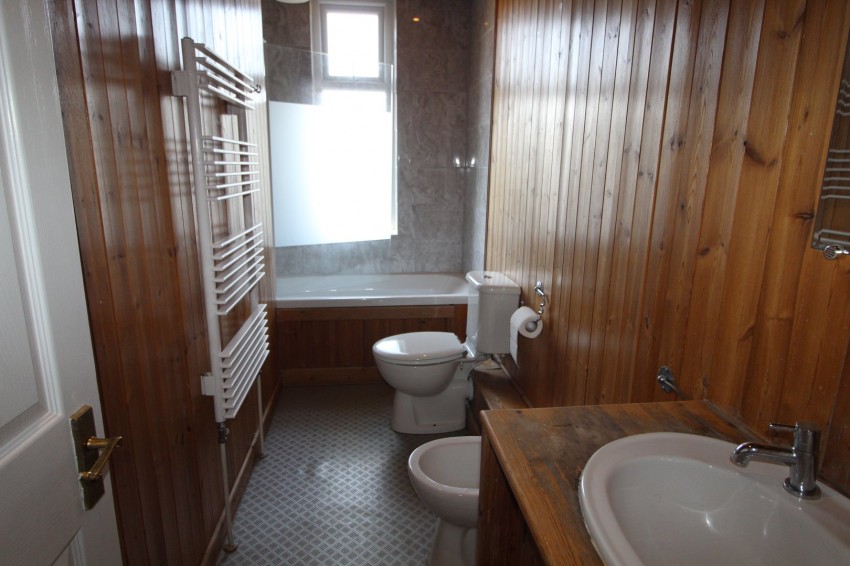 Images for Malsis Road, Keighley, West Yorkshire EAID:3030449609 BID:4216801