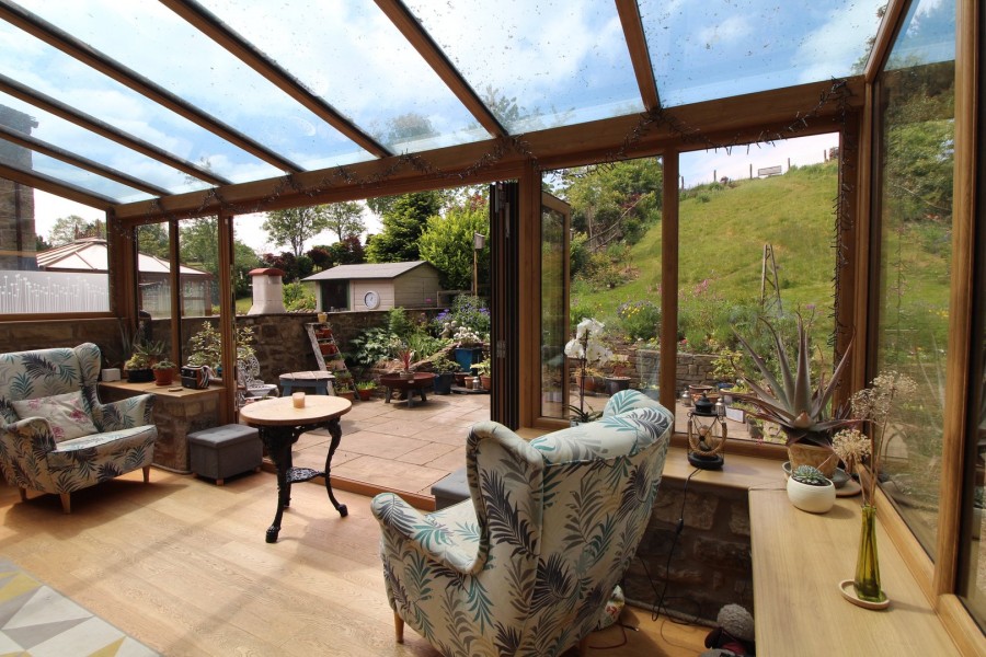 Images for Oakworth, Keighley, West Yorkshire EAID:3030449609 BID:4216801