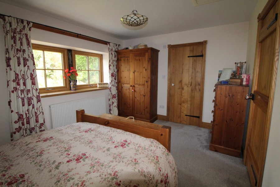 Images for Oakworth, Keighley, West Yorkshire EAID:3030449609 BID:4216801