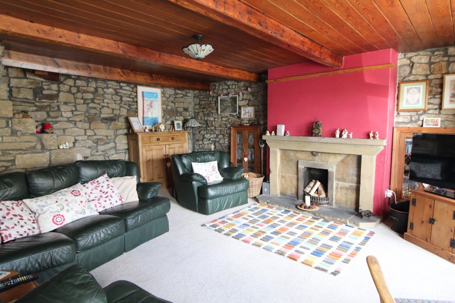 Images for Oakworth, Keighley, West Yorkshire EAID:3030449609 BID:4216801