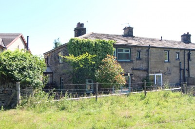 Denholme, Bradford, West Yorkshire - EAID:3030449609, BID:4216801