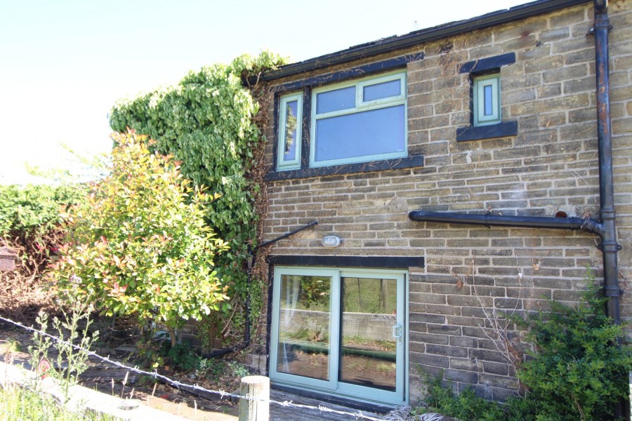 Images for Denholme, Bradford, West Yorkshire EAID:3030449609 BID:4216801