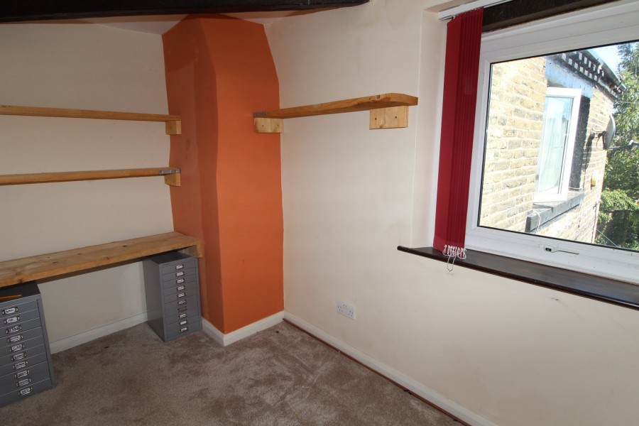 Images for Denholme, Bradford, West Yorkshire EAID:3030449609 BID:4216801