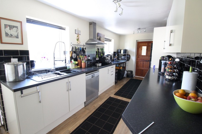 Images for Stanbury, Keighley, West Yorkshire EAID:3030449609 BID:4216801