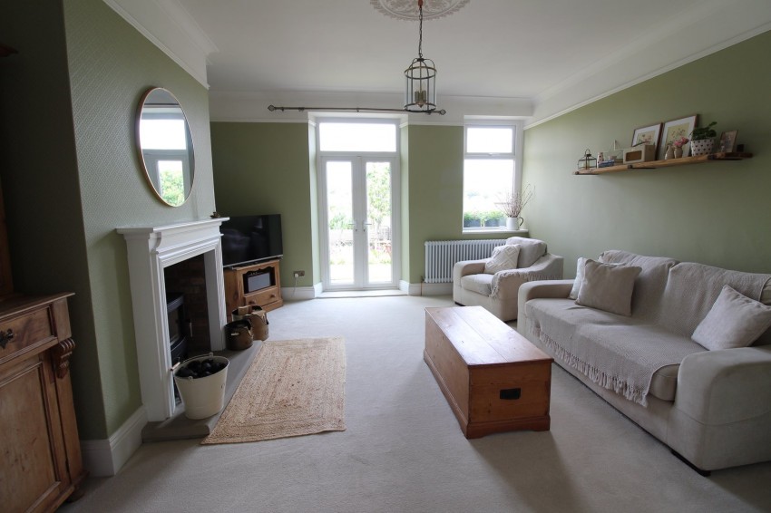Images for Oakworth, Keighley, West Yorkshire EAID:3030449609 BID:4216801