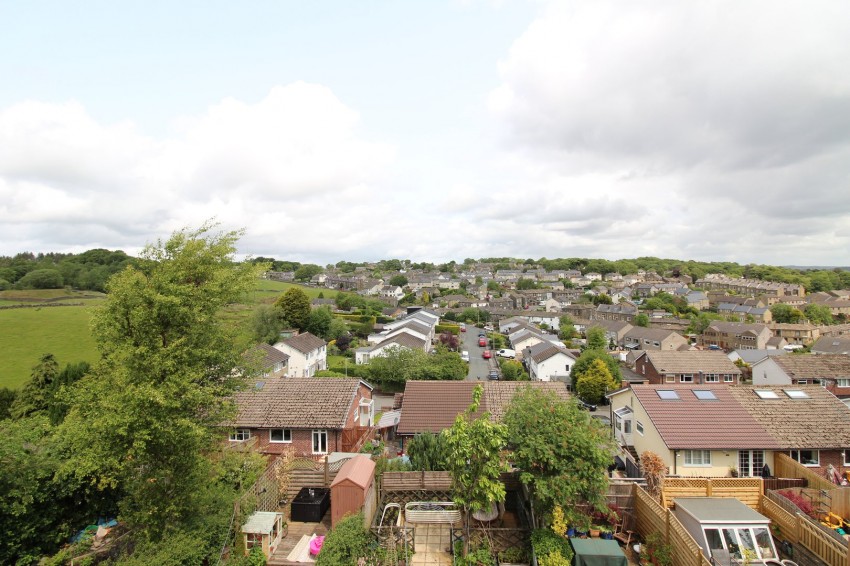 Images for Oakworth, Keighley, West Yorkshire EAID:3030449609 BID:4216801