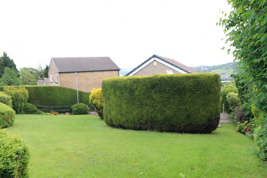Images for Oakworth, Keighley, West Yorkshire EAID:3030449609 BID:4216801