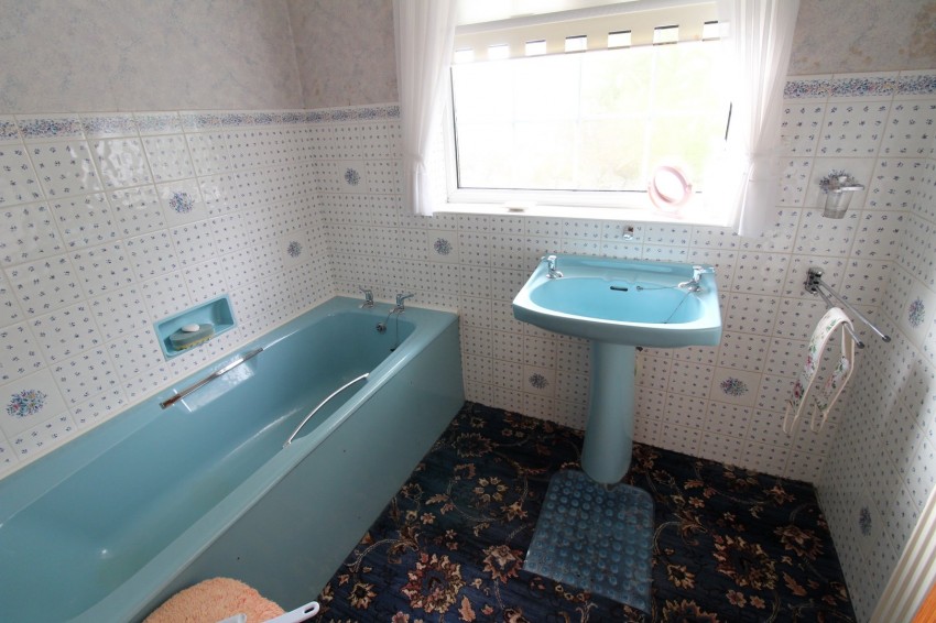 Images for East Morton, Keighley, West Yorkshire EAID:3030449609 BID:4216801