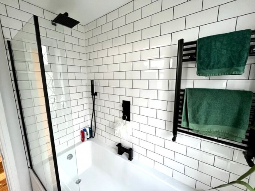 Images for Baildon, Shipley, West Yorkshire EAID:3030449609 BID:4216801
