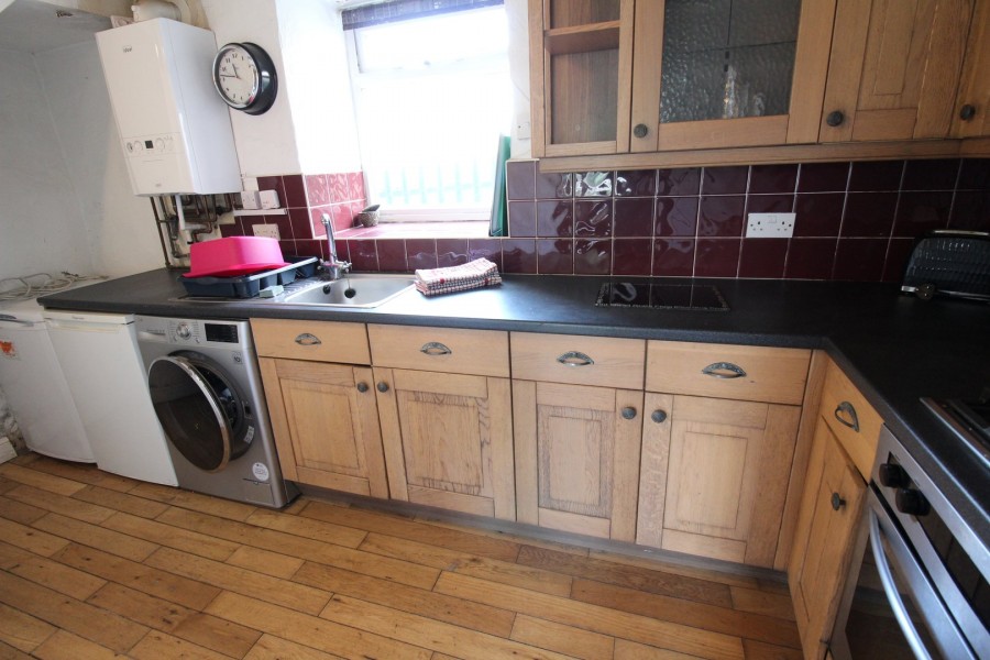 Images for Oakworth, Keighley, West Yorkshire EAID:3030449609 BID:4216801