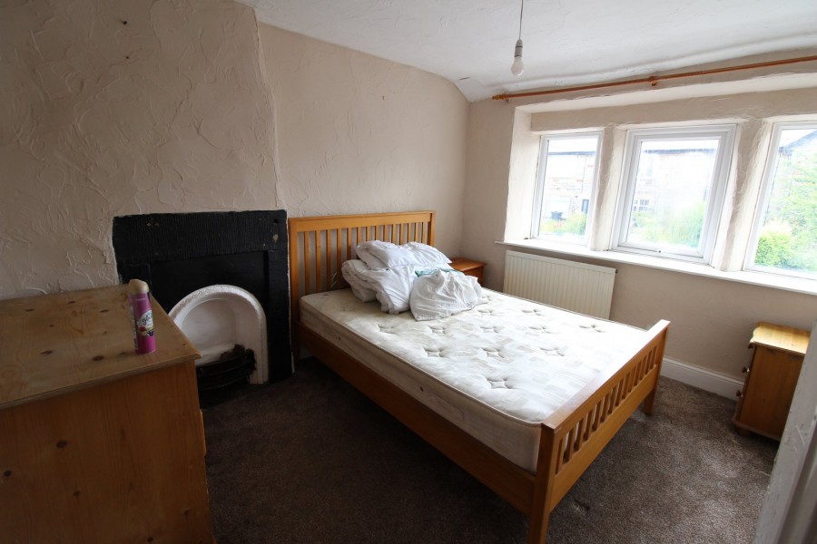 Images for Oakworth, Keighley, West Yorkshire EAID:3030449609 BID:4216801