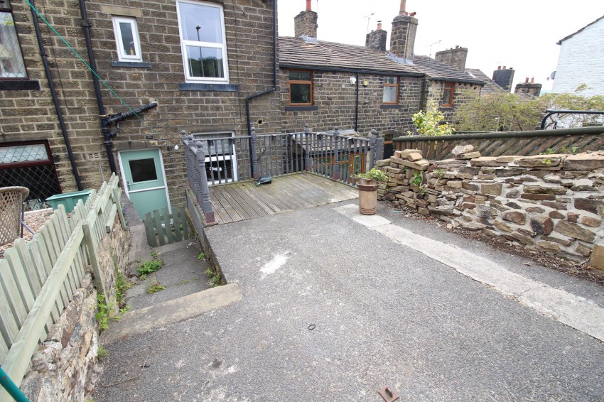 Images for Oakworth, Keighley, West Yorkshire EAID:3030449609 BID:4216801