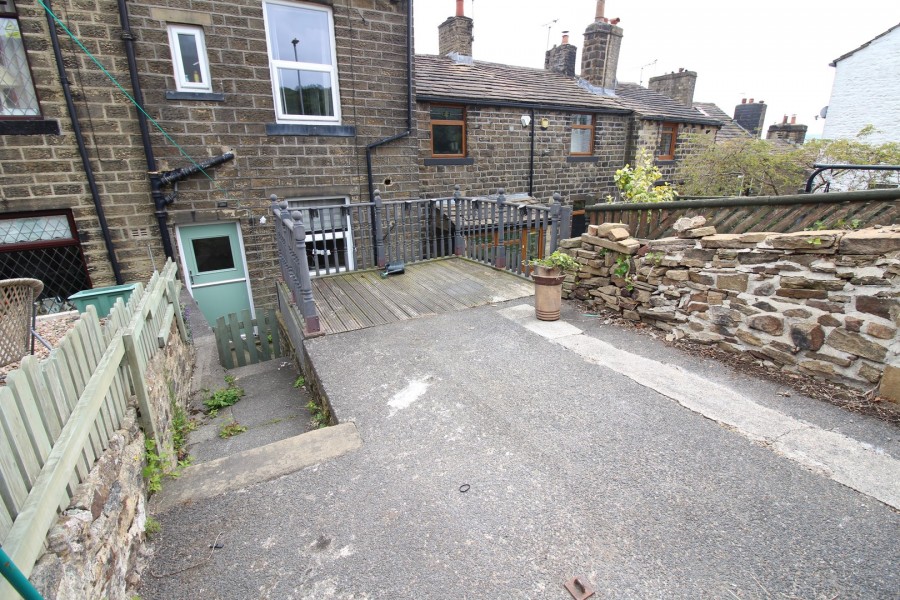 Images for Oakworth, Keighley, West Yorkshire EAID:3030449609 BID:4216801