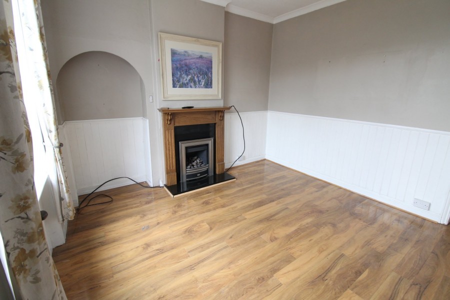Images for Oakworth, Keighley, West Yorkshire EAID:3030449609 BID:4216801