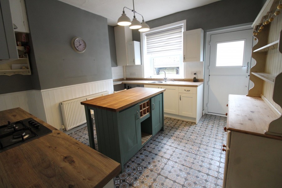 Images for Oakworth, Keighley, West Yorkshire EAID:3030449609 BID:4216801
