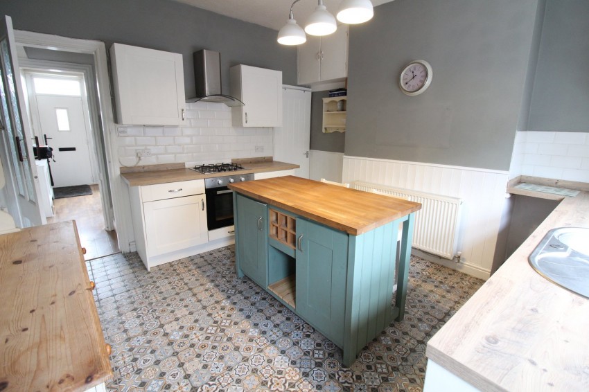 Images for Oakworth, Keighley, West Yorkshire EAID:3030449609 BID:4216801