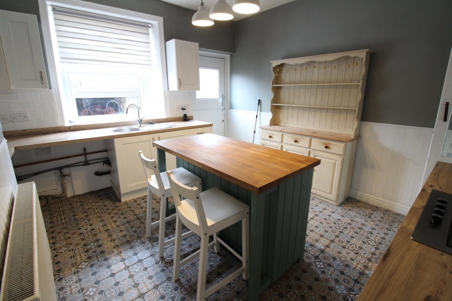 Images for Oakworth, Keighley, West Yorkshire EAID:3030449609 BID:4216801