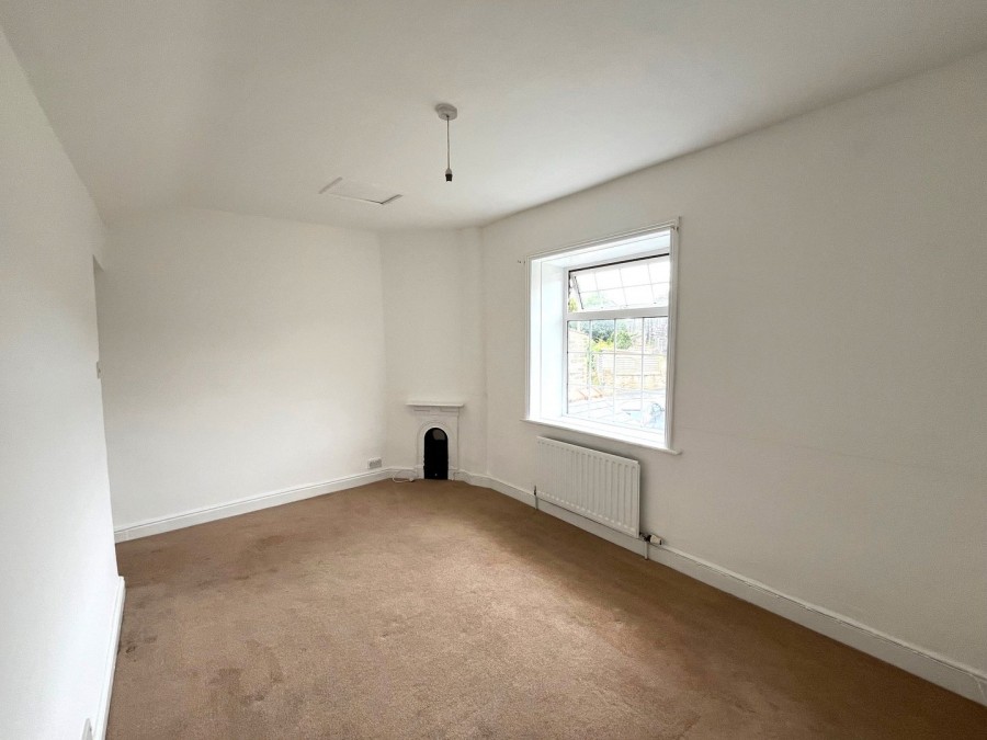 Images for East Morton, Keighley, West Yorkshire EAID:3030449609 BID:4216801