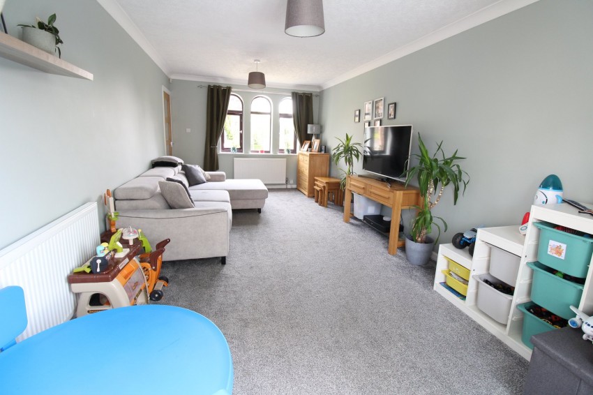 Images for Oakworth, Keighley, West Yorkshire EAID:3030449609 BID:4216801